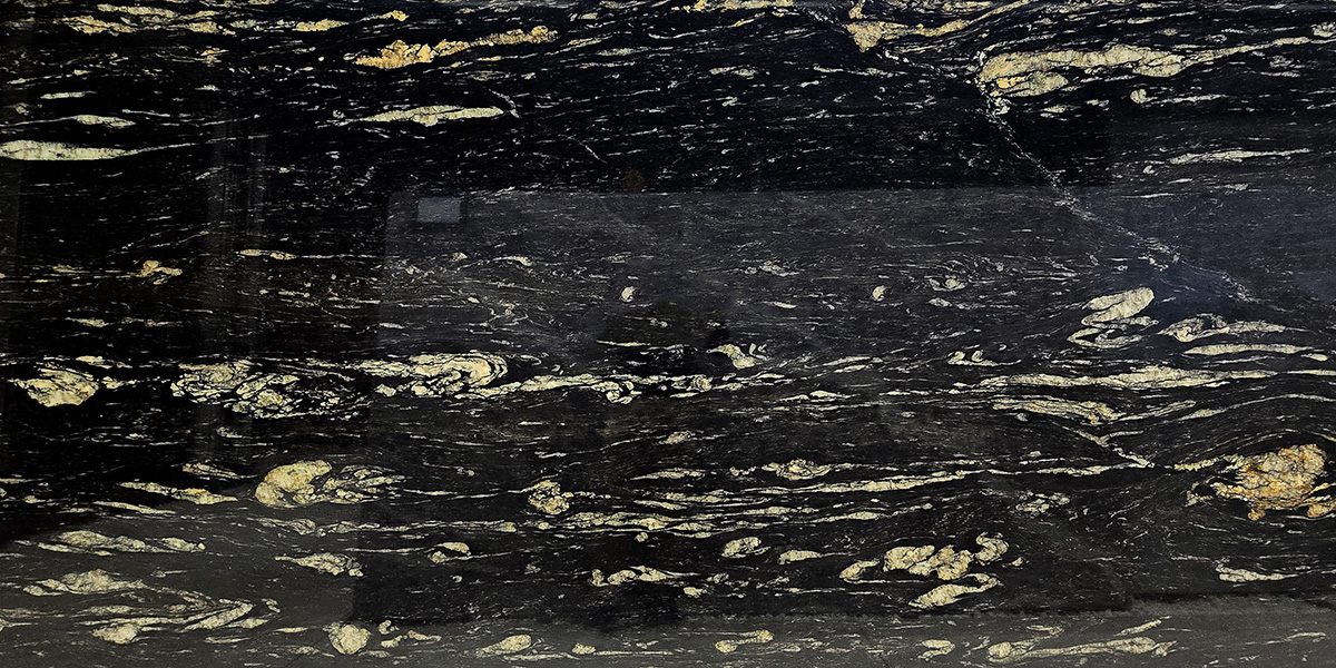 Cosmic Black Yellow Graniet