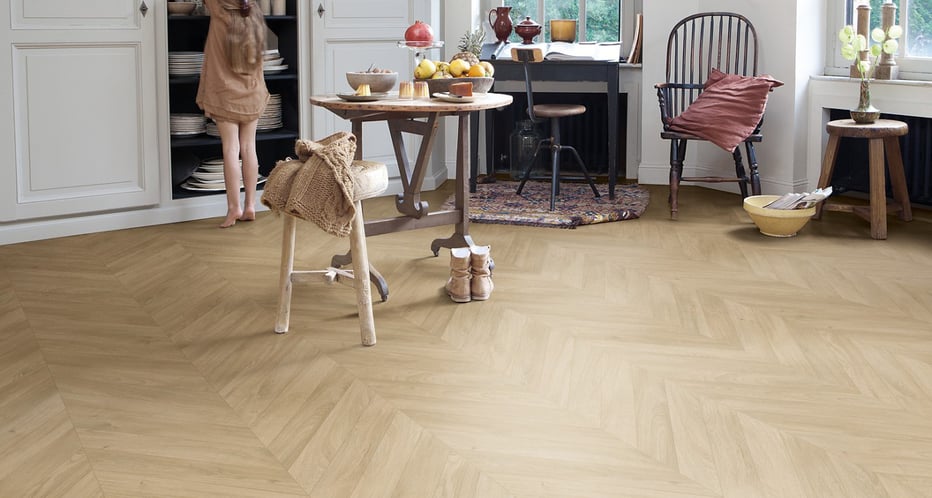 QuickStep Impressive Patterns Chevron Medium Eik Laminaat Visgraat