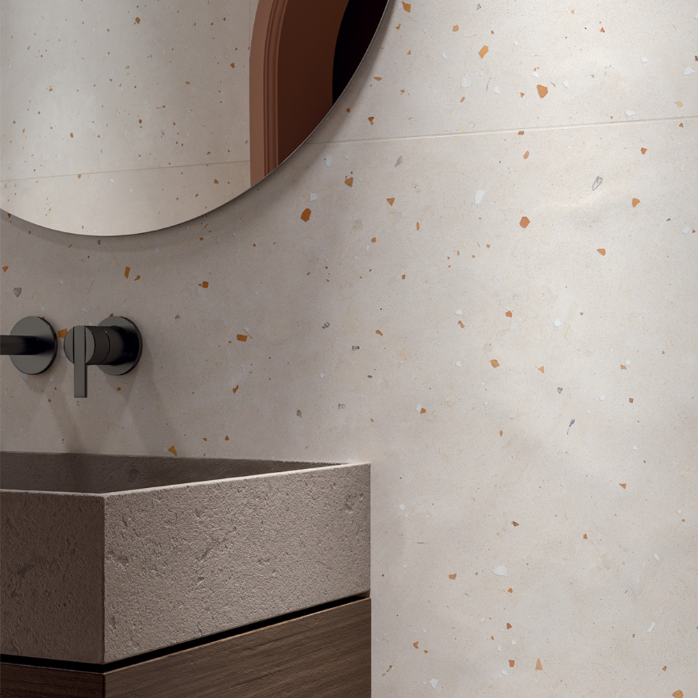 Moooi Egg Scape Ivory