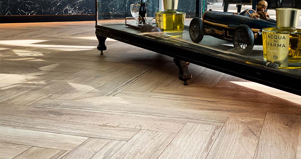 Plano Noisette Keramische Tegel Houtlook Highlighted Image