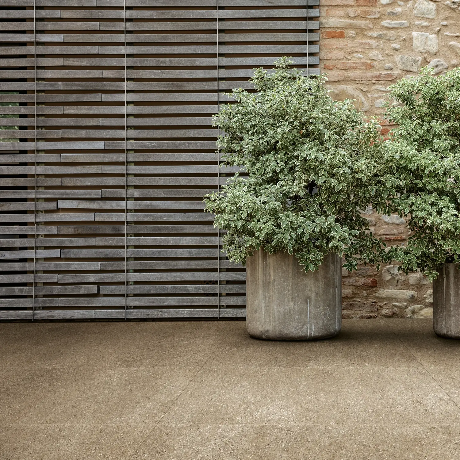 Sensi Taupe Fossil keramische stonelook terrastegels