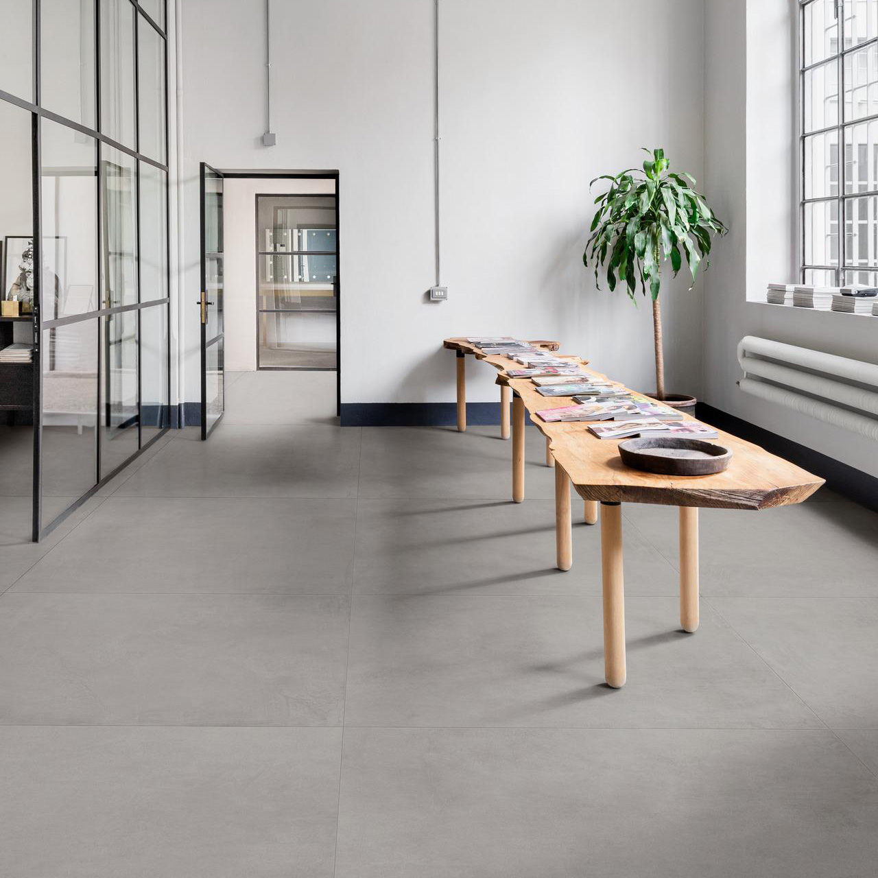 Sima Lead Eetkamer keramische betonlook tegel